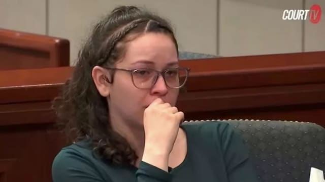 坚信母乳喂养会传递“邪恶” 美国母亲刺死13个月大女儿被控