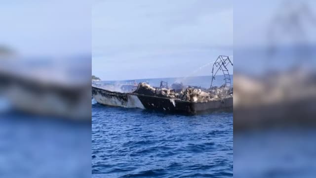 乐浪岛开往登州码头途中 马国渡轮失火79名乘客获救