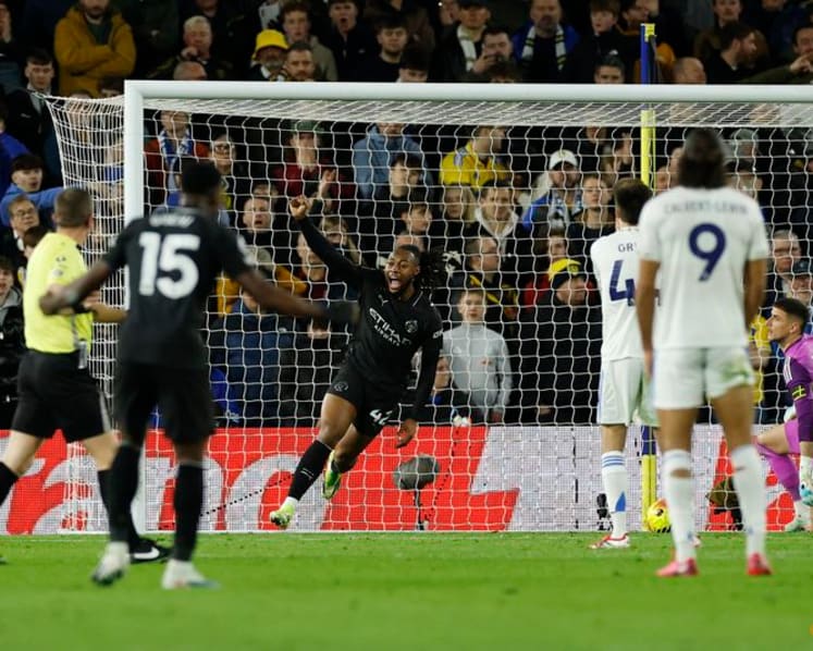 Man City move two points behind Arsenal after 1-0 win at Leeds