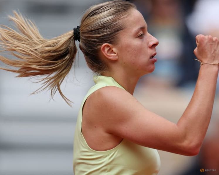 Chwalinska emerges from depression and Swiatek's shadow to shine at Roland Garros