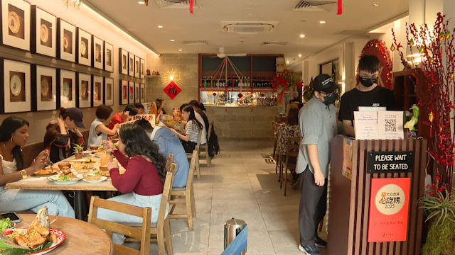 一些家庭团圆饭不吃中餐 非中餐馆预订火热