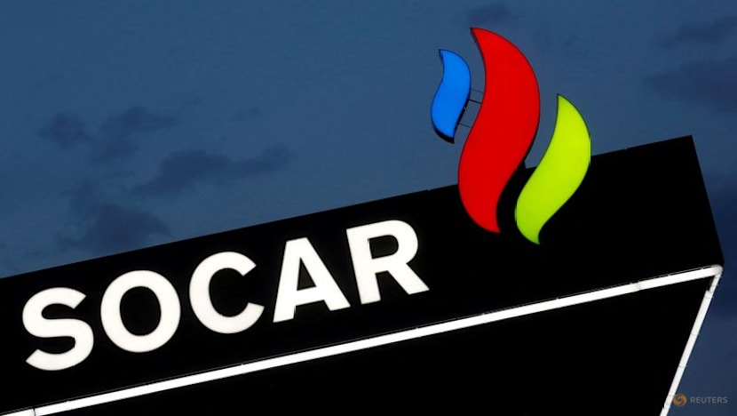 Azerbaijan's SOCAR signs deal to buy refiner Italiana Petroli 