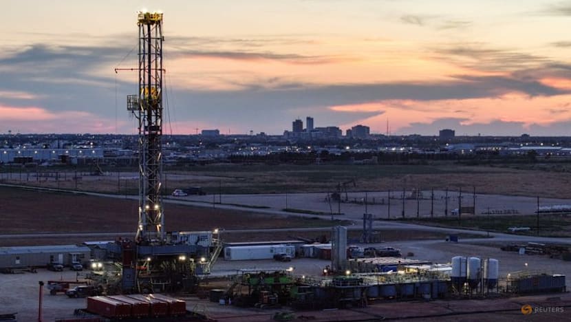 Oil holds steady after one-month low on high supply expectations