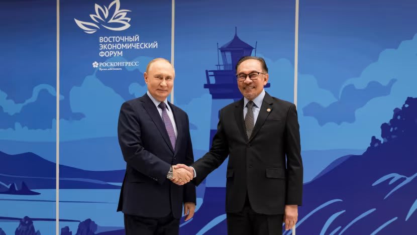 Analisis: Malaysia kian mesra dengan Rusia, negara Barat dan sebagian anggota ASEAN akan kegerahan Analisis: Malaysia kian mesra dengan Rusia, negara Barat dan sebagian anggota ASEAN akan kegerahan