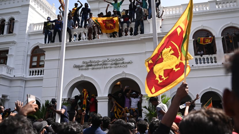 PM Sri Lanka arah tentera lakukan apa sahaja yang wajar untuk kembalikan ketenteraman PM Sri Lanka arah tentera lakukan apa sahaja yang wajar untuk kembalikan ketenteraman