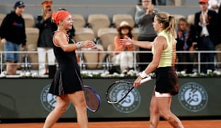 Shnaider gives Andreeva early read on Chwalinska challenge