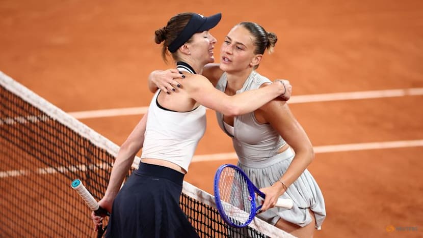 Kostyuk comes out on top in all-Ukrainian match to reach last four in Paris