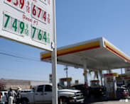 Oil falls as Trump pledges economic war on Iran