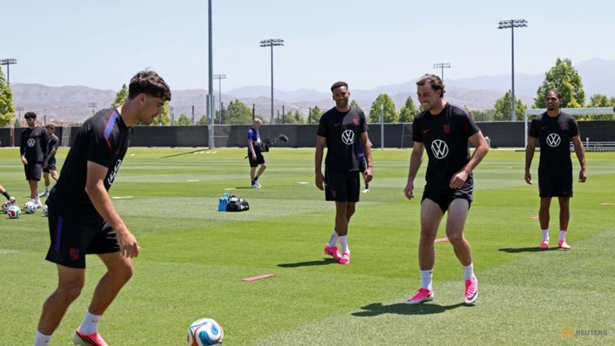 US battle Paraguay in pressure-packed World Cup op