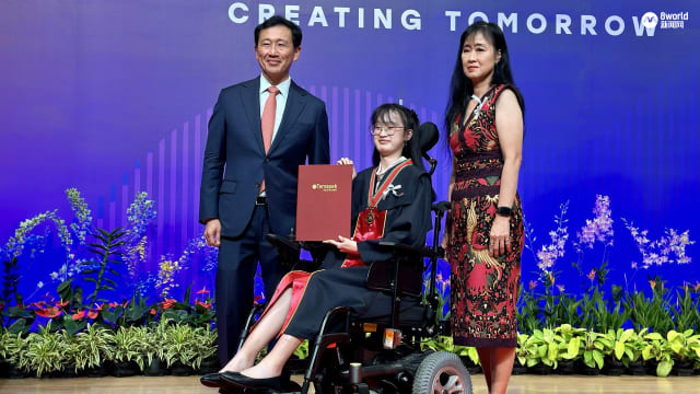 患罕见肌肉骨化症 她立志克服困难成为律师