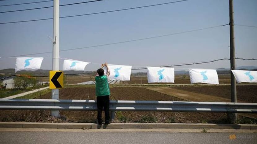 Rundingan tiga pihak pertama diadakan dalam usaha pastikan sempadan Korea bebas senjata