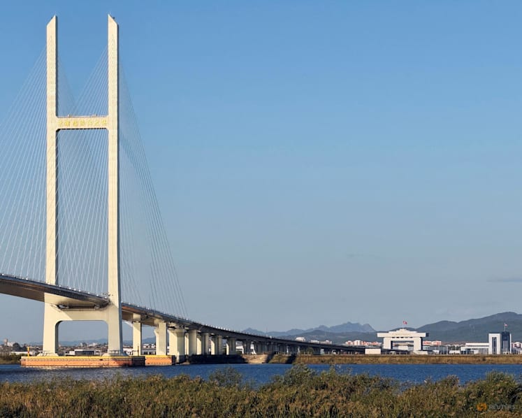 New China-North Korea bridge to open on Oct 15 New China-North Korea bridge to open on Oct 15