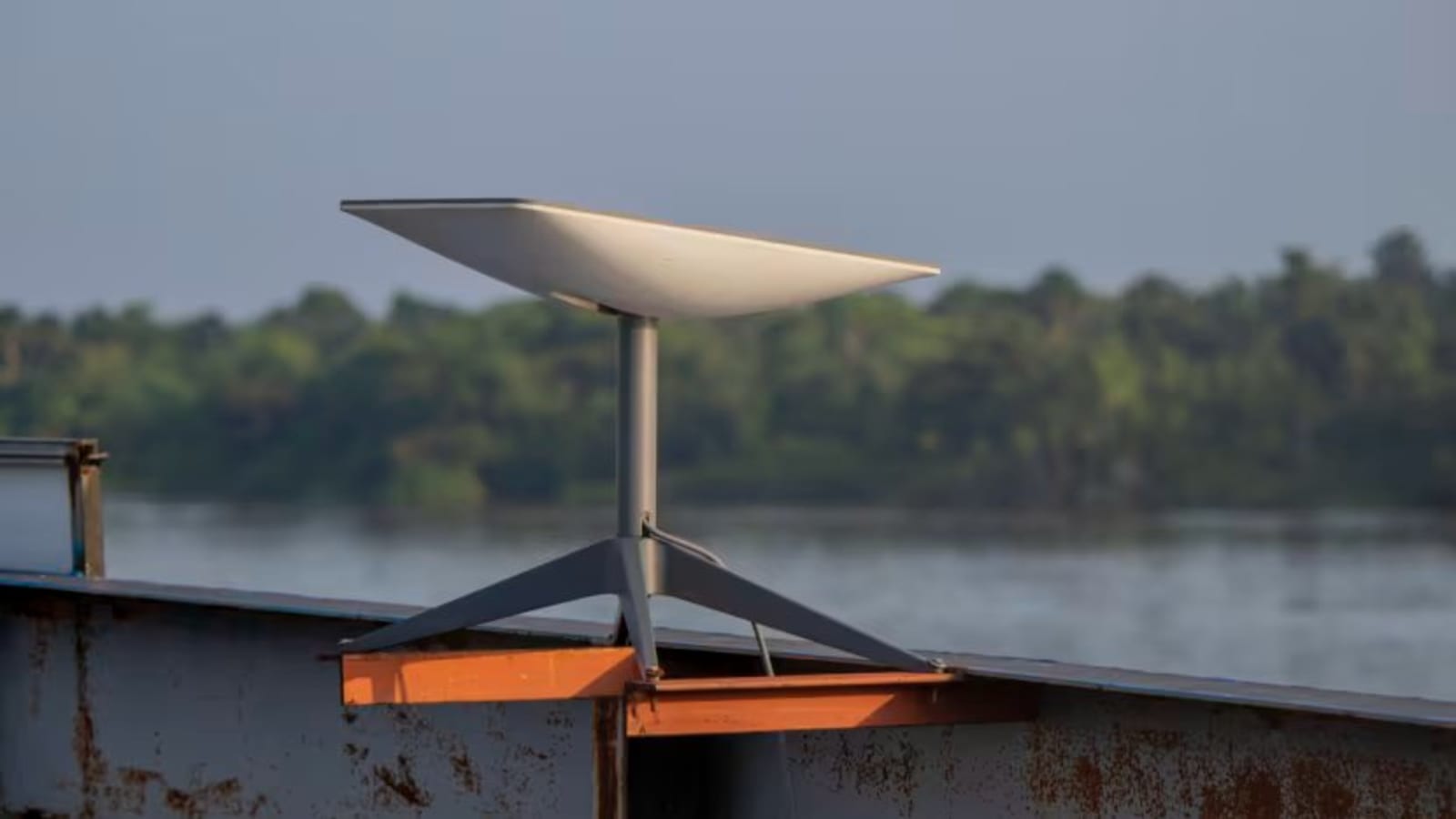 Jual akses Starlink, warga Mentawai Yogi Gilang didakwa buka jasa internet ilegal
