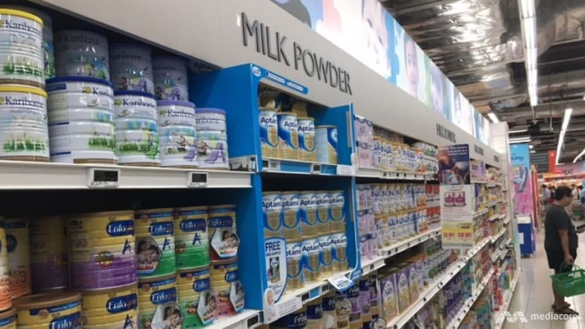 Young mother who brought toddlers to supermarket to steal milk powder gets fine Young mother who brought toddlers to supermarket to steal milk powder gets fine