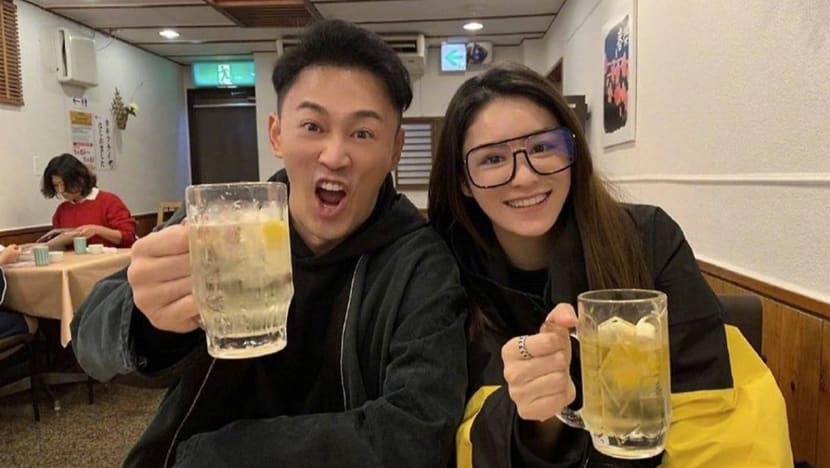 A Netizen Claims Raymond Lam’s Wife Has A Baby Bump And Is Probably "3 To 4 Months Pregnant"