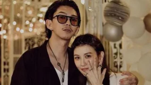 才点头答应嫁　魏如昀登记结婚了！