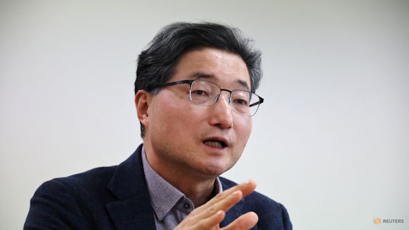 Contender for Bank of Korea governor backs higher property taxes to contain inflation