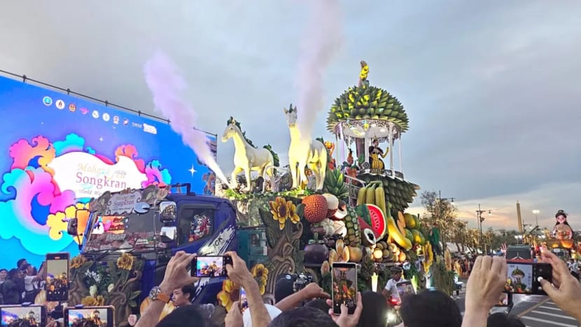 Sambutan Songkran: cerminan keharmonian masyarakat Siam di Kelantan Sambutan Songkran: cerminan keharmonian masyarakat Siam di Kelantan