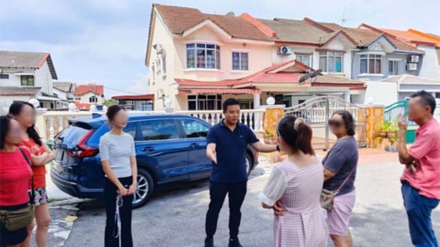 为停车问题争执不休 马国邻居连累整条街接罚单