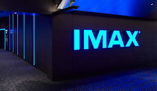 Tak perlu ke bioskop, warga China bisa nonton ala IMAX di mobil tanpa sopir