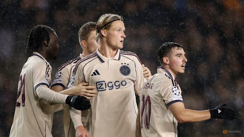 Ajax earn first Champions League points in win at Qarabag, Villarreal beaten by Copenhagen