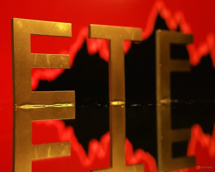 South Korea to cap investment in single-stock leveraged ETFs, ministry says