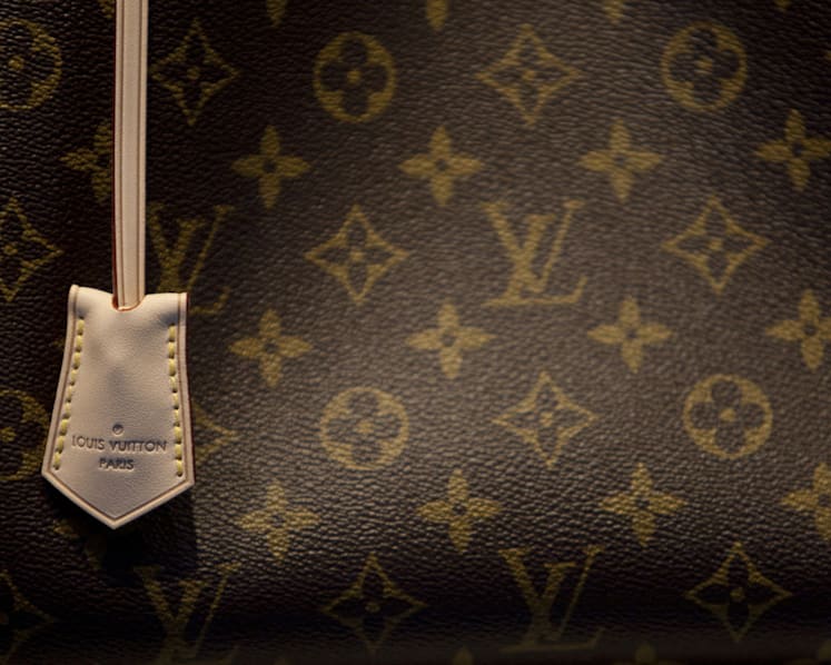 Local firm to pay S$35,000 for selling imitation LV wallets