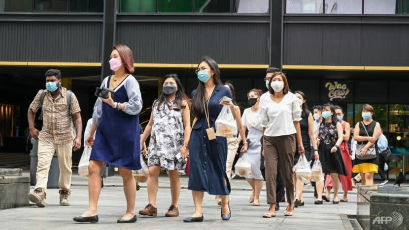 NTUC lancar program dampingi pekerja selama setahun; kumpul pandangan pelbagai lapisan usia, sektor