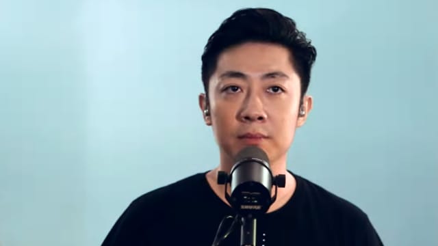 生前创作曲无人问津　艾成自唱版曝光惹鼻酸