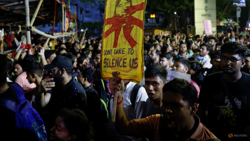 More Indian hospitals hit by doctors' protest after rape and murder of medic