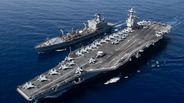 美国一架军机在地中海东部训练时坠毁