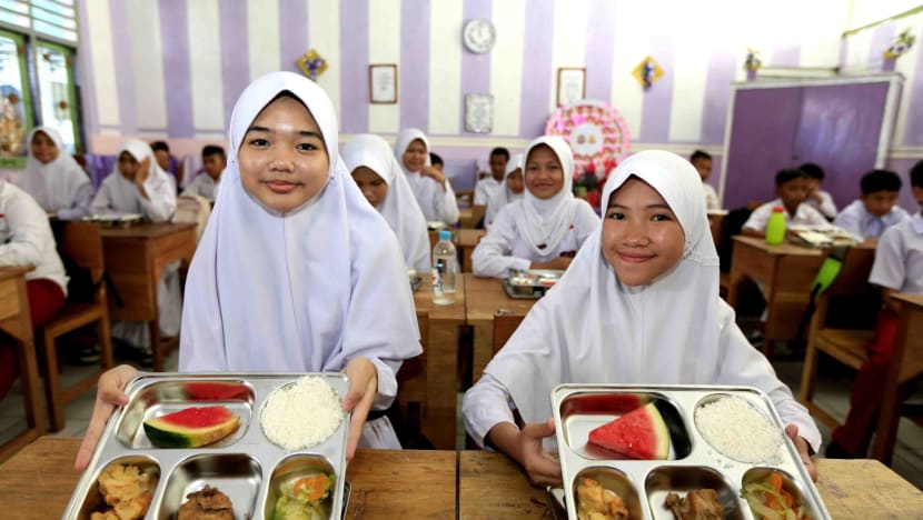 Lagi, keracunan massal Makan Bergizi Gratis, kali ini di Bogor dan Penukal Abab Lematang Ilir