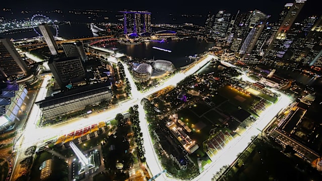 F1首发布酷热警报 新加坡站成首站“酷热危险”比赛