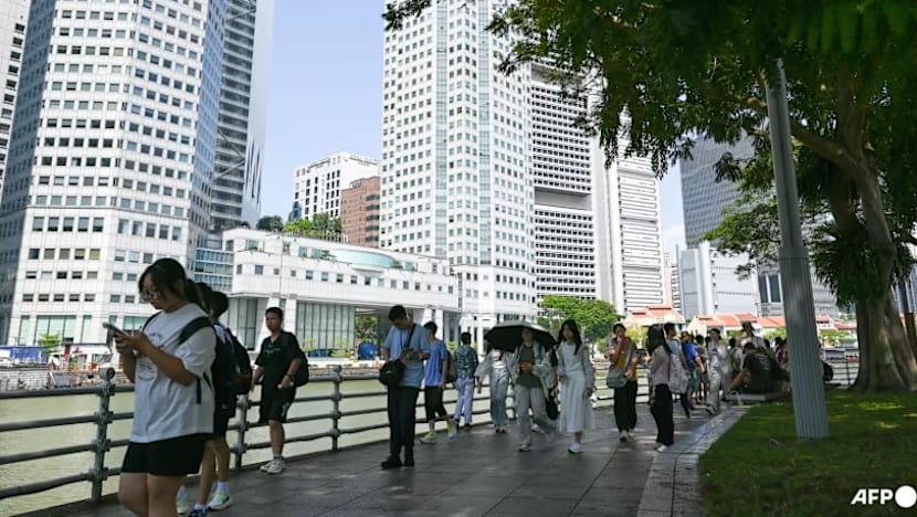 SG akan longgarkan sekatan operasi ke atas hotel, hostel di kawasan warisan di Boat Quay & Beach Road