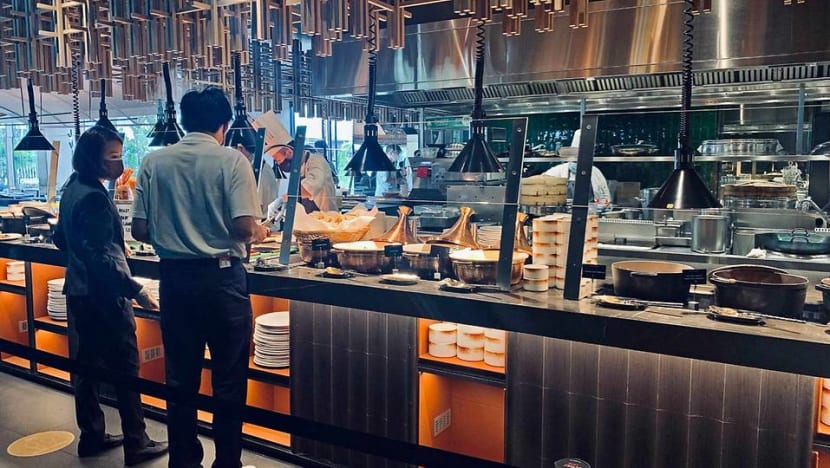 As buffet lines resume, hotels ramp up manpower to meet COVID-19 guidelines As buffet lines resume, hotels ramp up manpower to meet COVID-19 guidelines