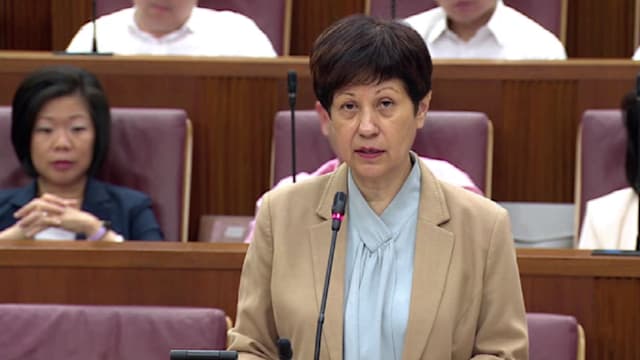 国会通过动议 调整国会职员薪酬