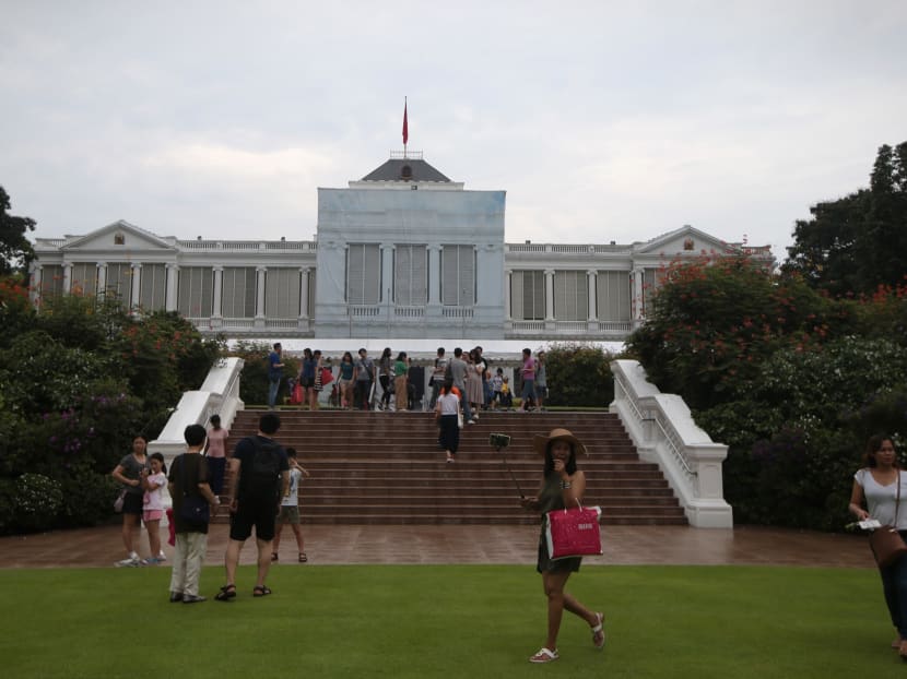 For the first time since the start of the Covid-19 pandemic, visitors will be able to purchase admission passes to enter the Istana's main building, where they can visit selected function rooms, a collection of State Gifts as well as the room set-ups for state events. For the first time since the start of the Covid-19 pandemic, visitors will be able to purchase admission passes to enter the Istana's main building, where they can visit selected function rooms, a collection of State Gifts as well as the room set-ups for state events.