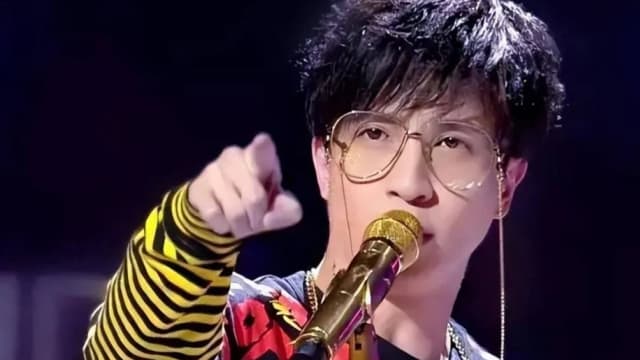 不只李玟！薛之谦也戳破选秀节目黑幕、直播当场喊卡