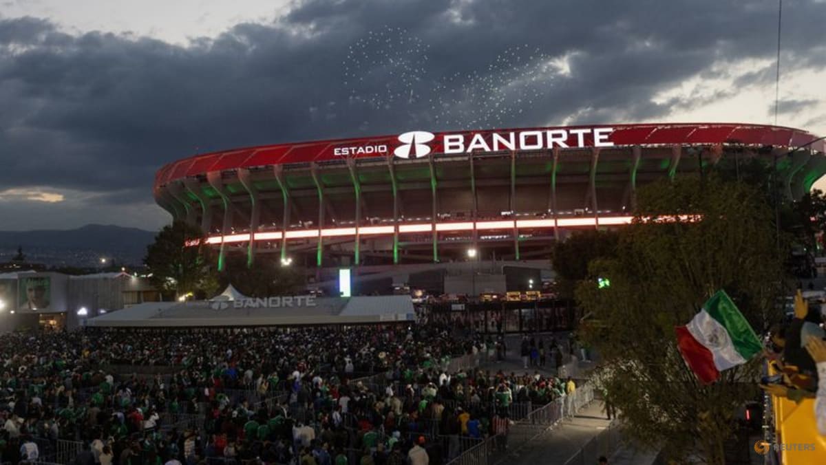 Ex-player Cuellar backs Mexico to break 'fifth-game' curse, warns of immigration hurdles