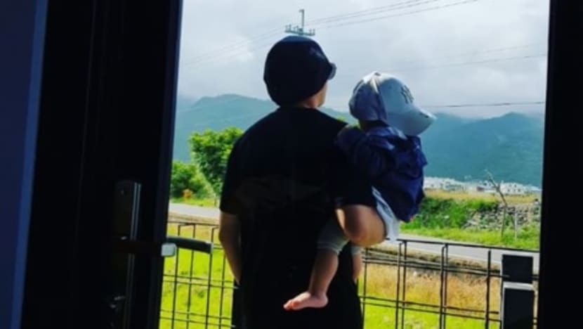 Jay Chou's Wife Hannah Quinlivan Gives Everyone The First Proper Look At Their Son Romeo