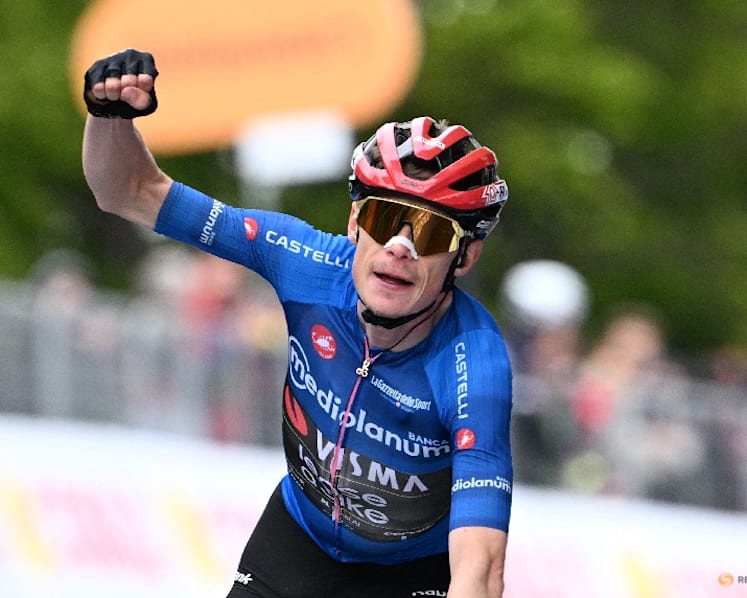 Vingegaard doubles down to win Giro stage nine