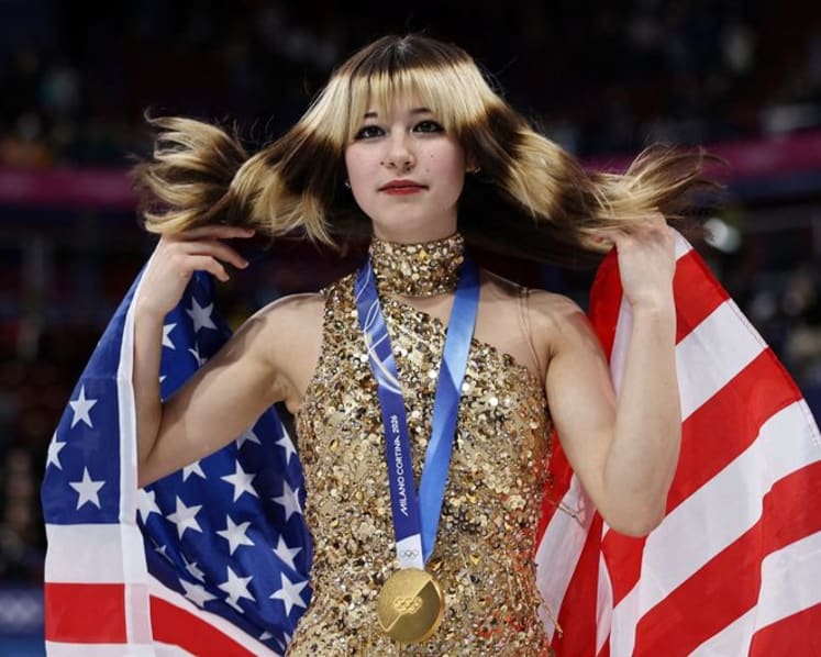 Figure skating-Liu's golden skate caps joyful comeback story