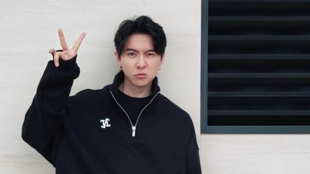 唐禹哲闪兵自首，两天前发文交代“出门”！网笑亏：自首前还营业