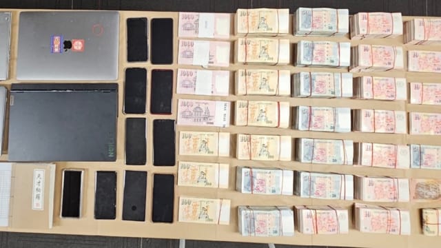 新马联手捣毁非法博彩团伙逮43人 查近1500万元房产财物
