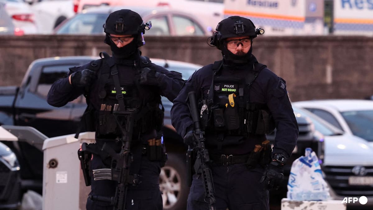 Twelve killed in Bondi Beach shooting targeting Sydney’s Jewish community Twelve killed in Bondi Beach shooting targeting Sydney’s Jewish community