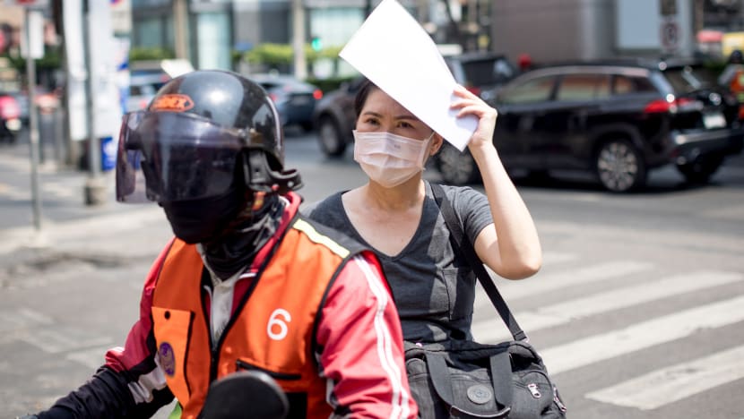 Amaran cuaca panas melampau dikeluarkan di puluhan wilayah Thailand Amaran cuaca panas melampau dikeluarkan di puluhan wilayah Thailand