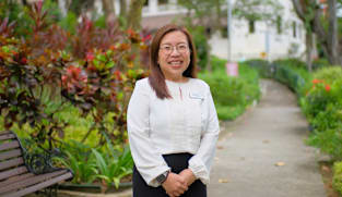 ‘I don’t let my background stop me’: This nurse-turned-hospital CEO wants to lead with an open mind