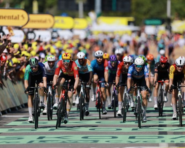 Waerenskjold claims surprise win in stage 11 of Tour de France
