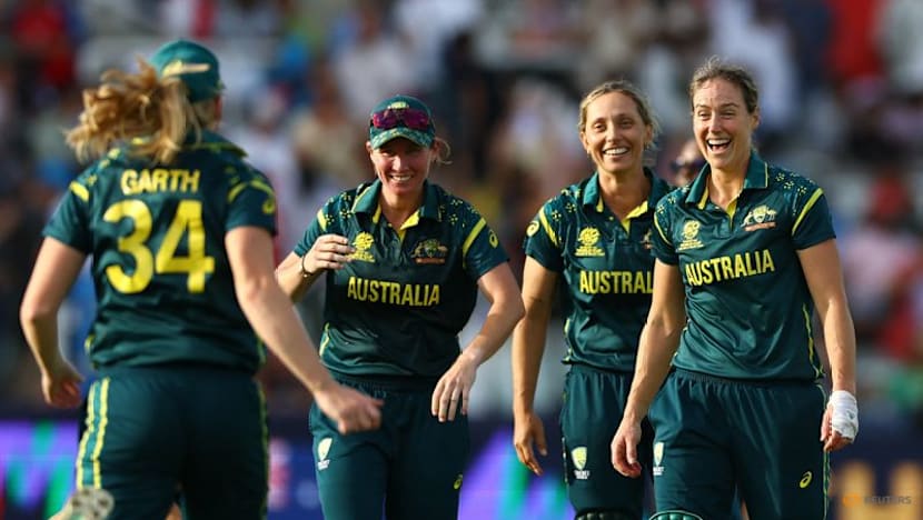 Australia dominate England to win T20 World Cup