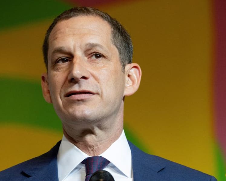 San Francisco Mayor Lurie, a diehard soccer fan, riding the World Cup wave
